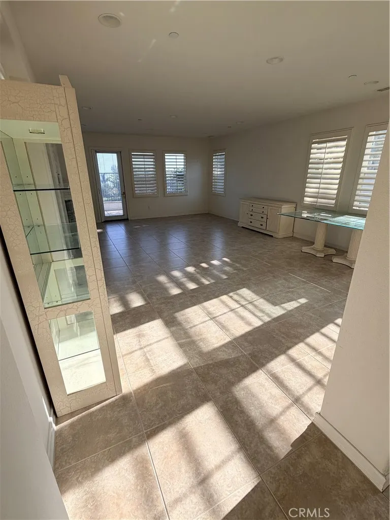 14 Corte Sagrada, San Clemente, California 92673 home-pic-12