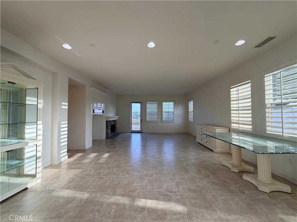 14 Corte Sagrada, San Clemente, California 92673 home-pic-9