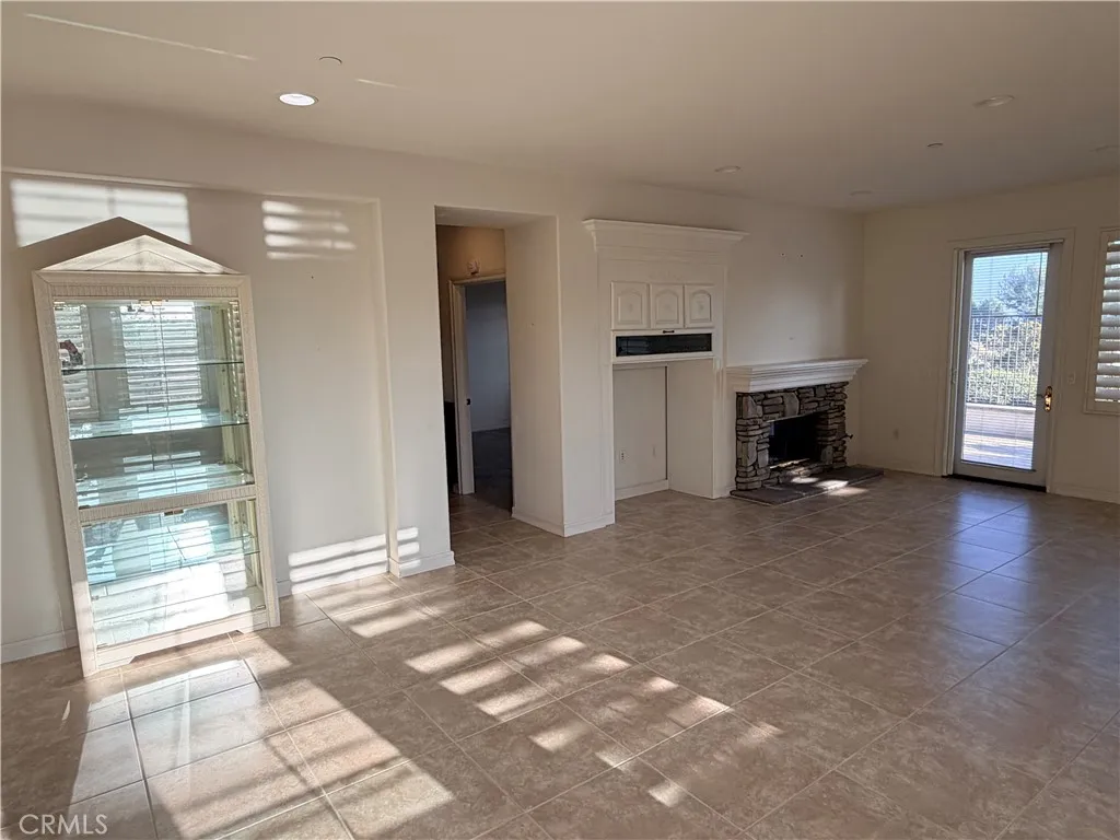 14 Corte Sagrada, San Clemente, California 92673 home-pic-11