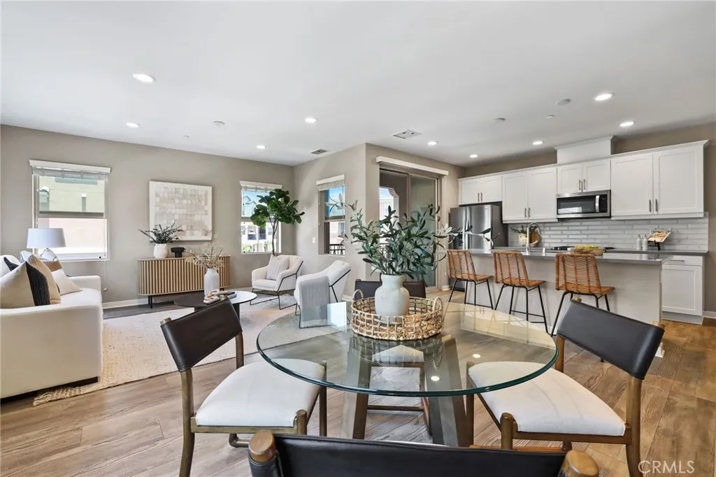 109 Alder Ridge, Lake Forest, California 92610 home-pic-9
