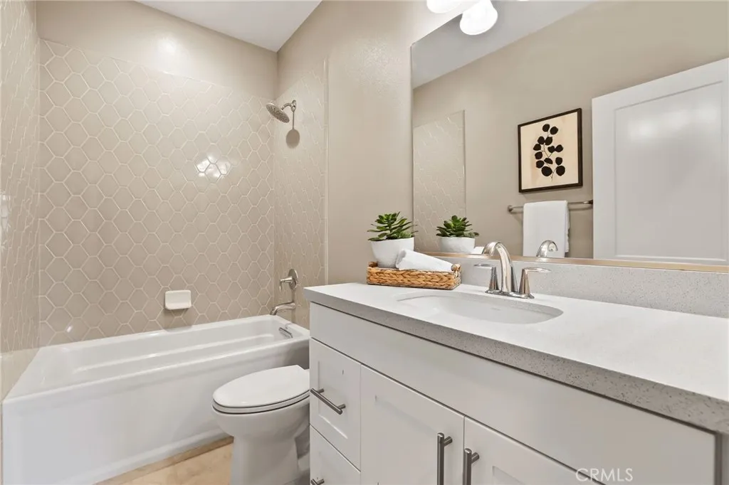 109 Alder Ridge, Lake Forest, California 92610 home-pic-22