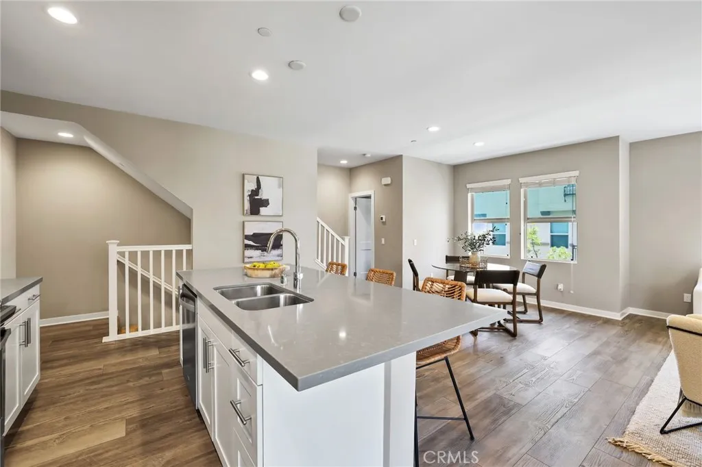 109 Alder Ridge, Lake Forest, California 92610 home-pic-11