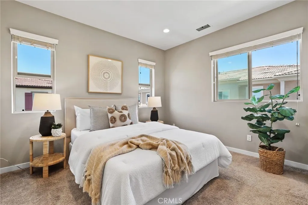109 Alder Ridge, Lake Forest, California 92610 home-pic-16