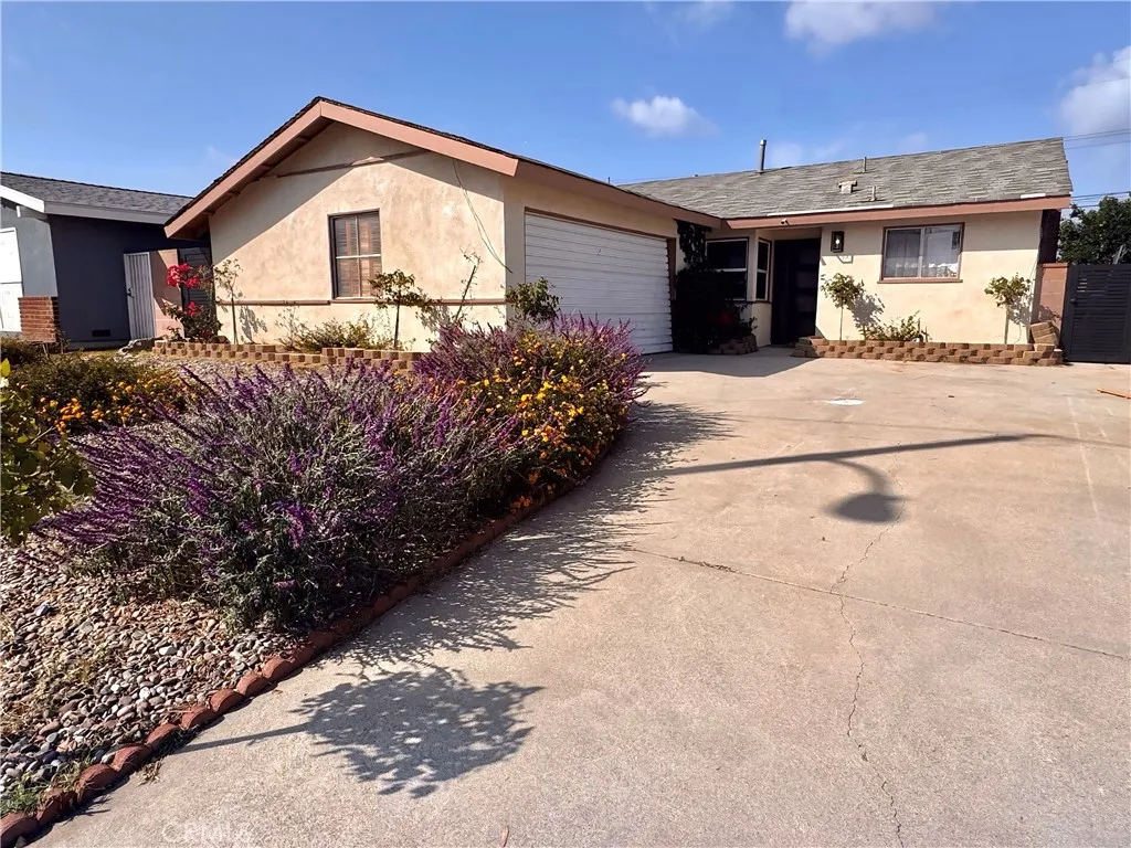 1813 W 134th, Compton, California 90222 home-pic-0