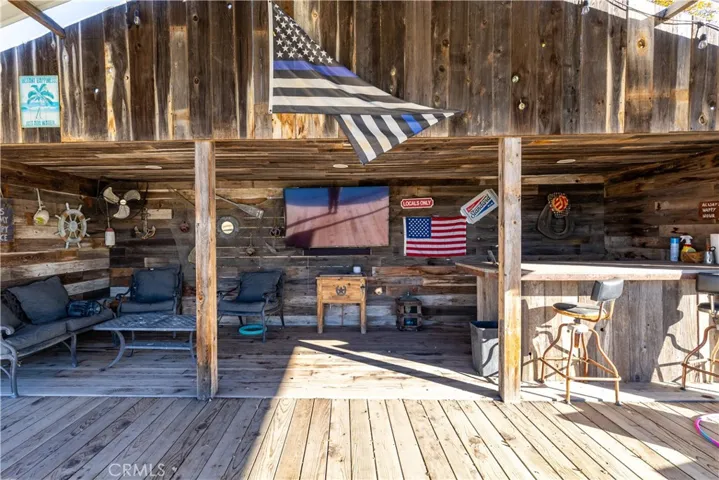 Outdoor Bar Area