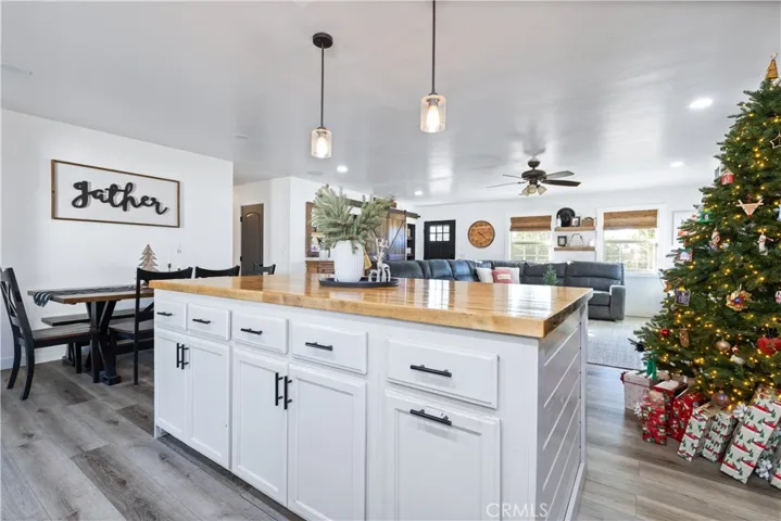 Kitchen/Living Room