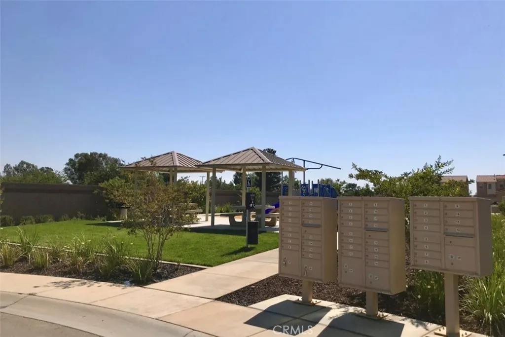 925 Bluebell Way, Beaumont, California 92223 home-pic-30