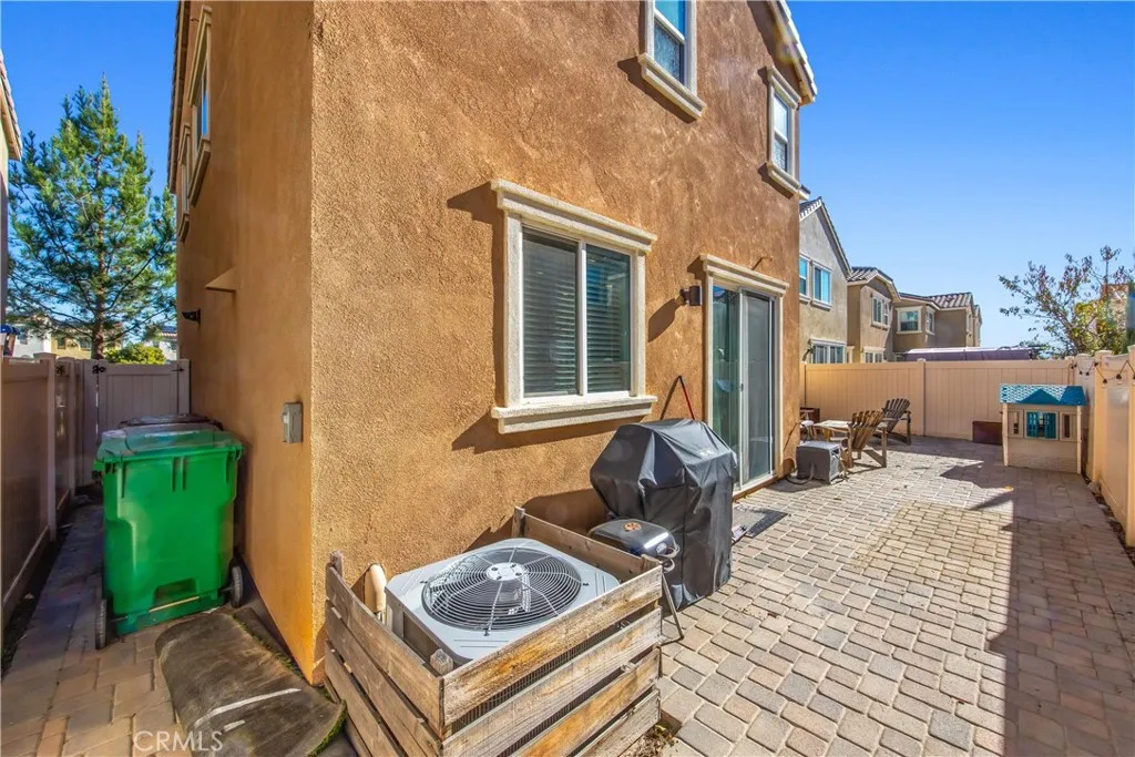 925 Bluebell Way, Beaumont, California 92223 home-pic-27