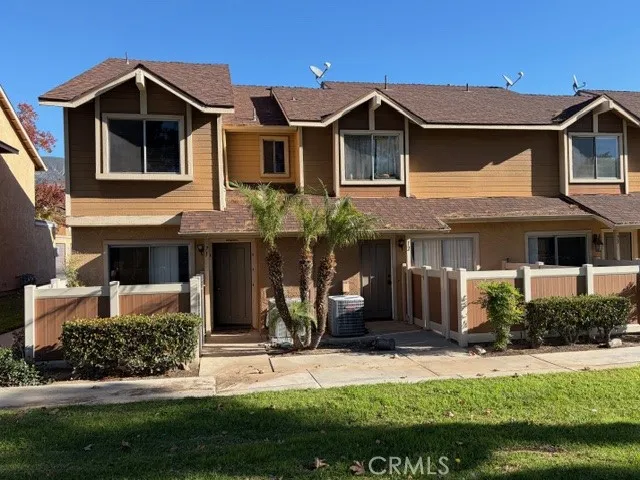 1460 Kendall Drive 71, San Bernardino, California 92407 home-pic-1