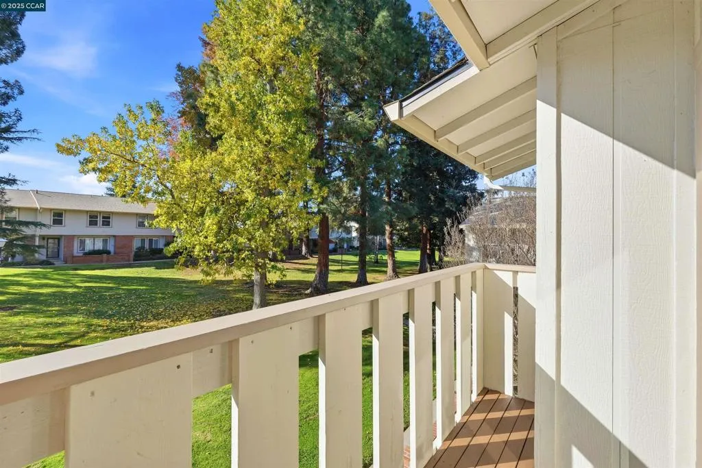 1804 Wildbrook Ct C, Concord, California 94521 home-pic-27