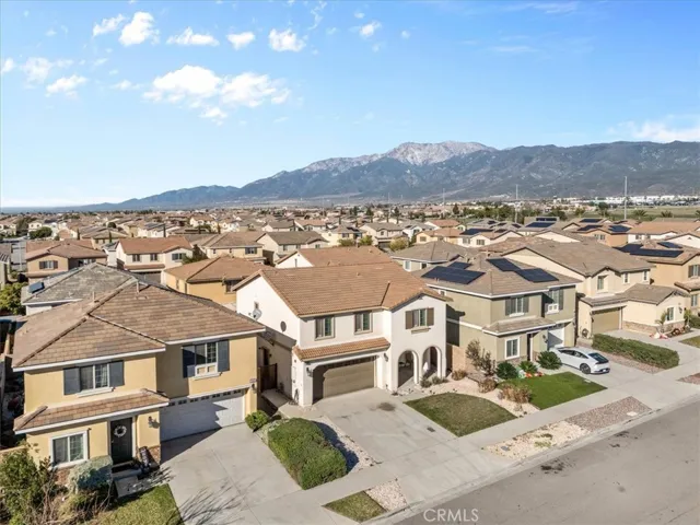 6978 Alderwood Drive, Fontana, California 92336