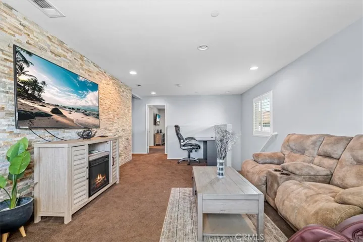 Bonus Room/Office