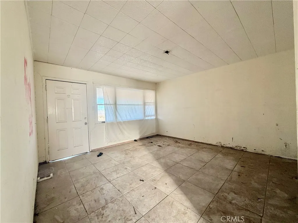 12331 Beech, Trona, California 93562 home-pic-9