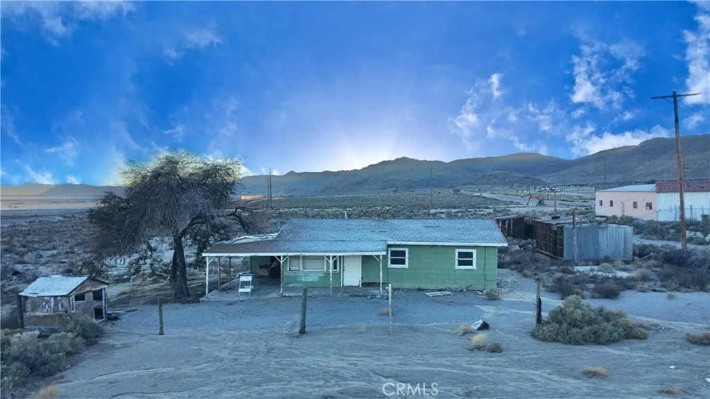 12331 Beech, Trona, California 93562 home-pic-2
