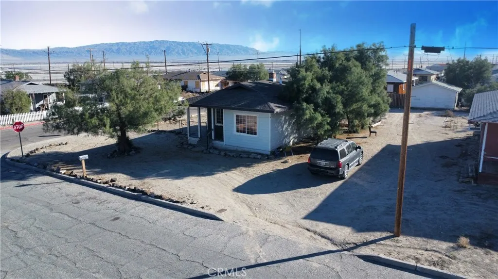 13407 Aster, Trona, California 93562 home-pic-2