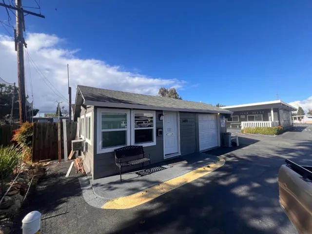 Welcome to Harbor Village Office!