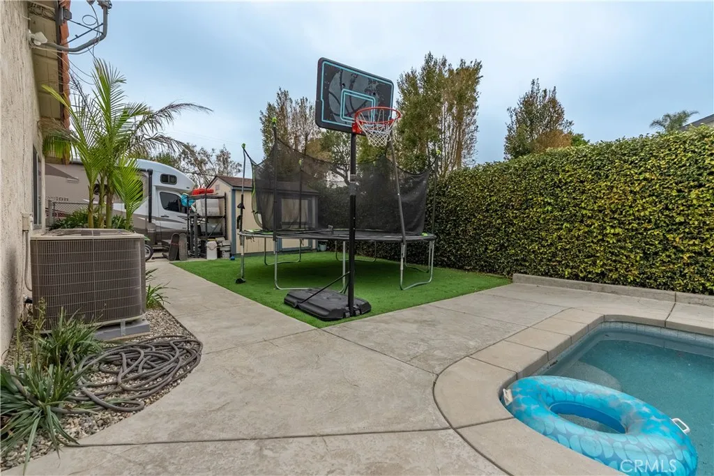 10328 Ivy Court, Rancho Cucamonga, California 91730 home-pic-36