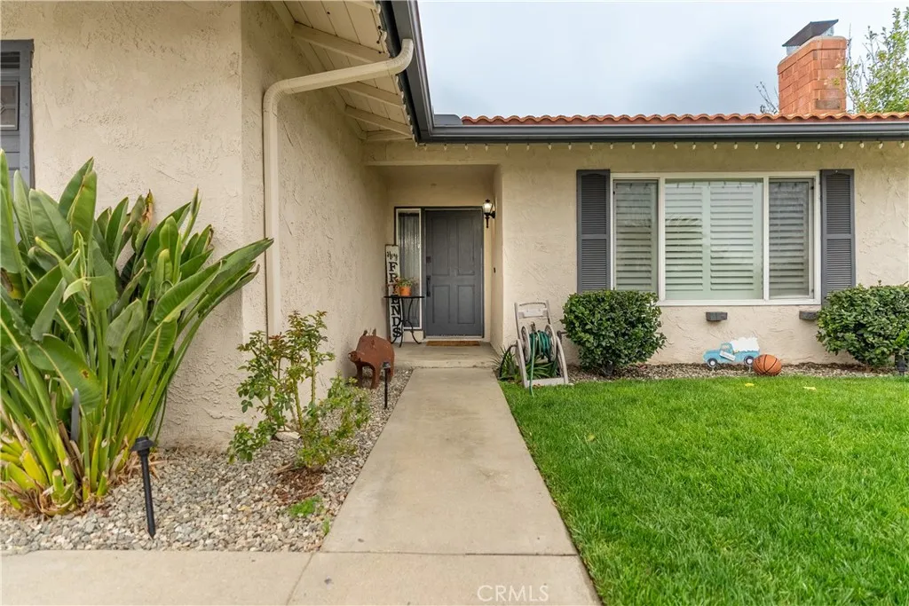 10328 Ivy Court, Rancho Cucamonga, California 91730 home-pic-1
