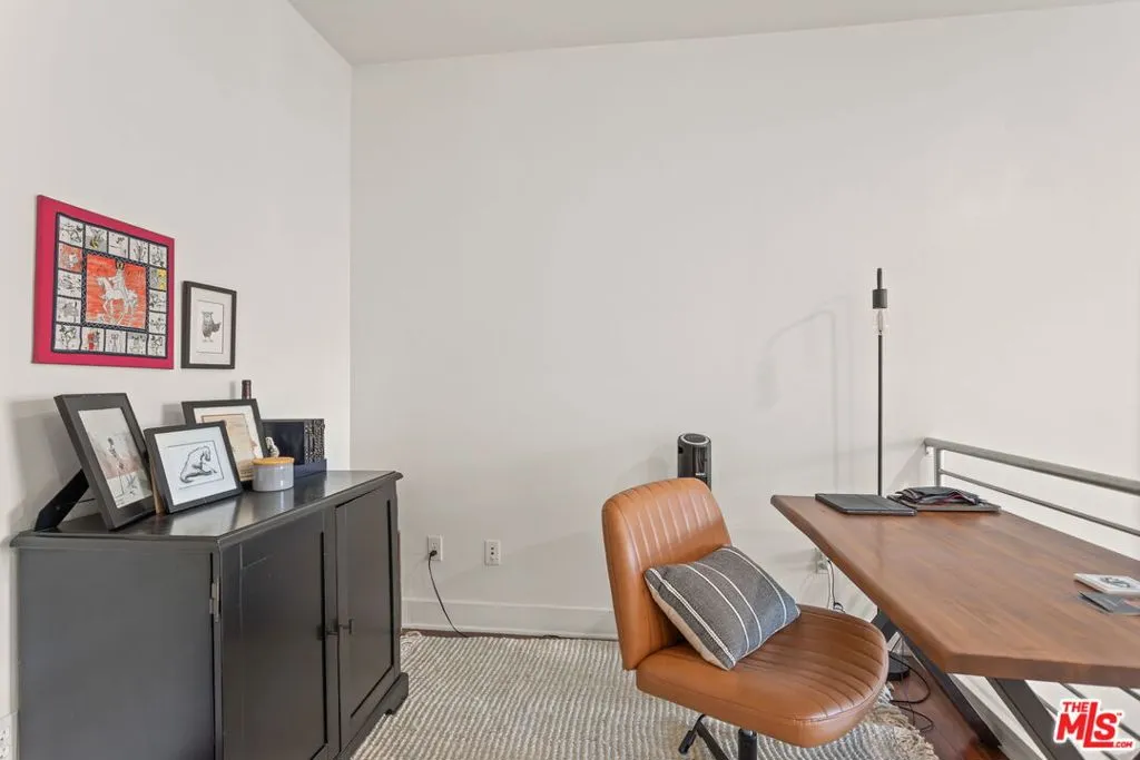 25 Delancy, Irvine, California 92612 home-pic-22