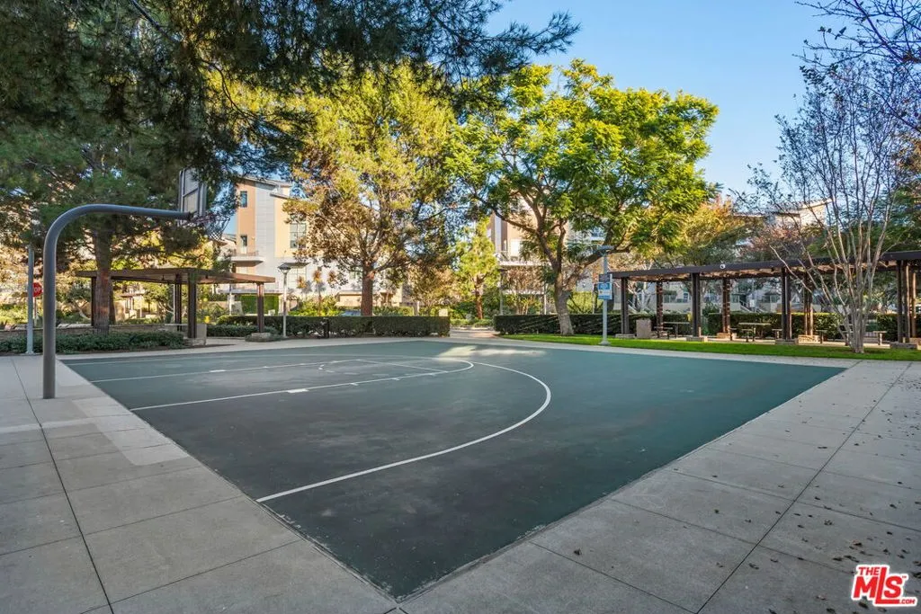 25 Delancy, Irvine, California 92612 home-pic-39