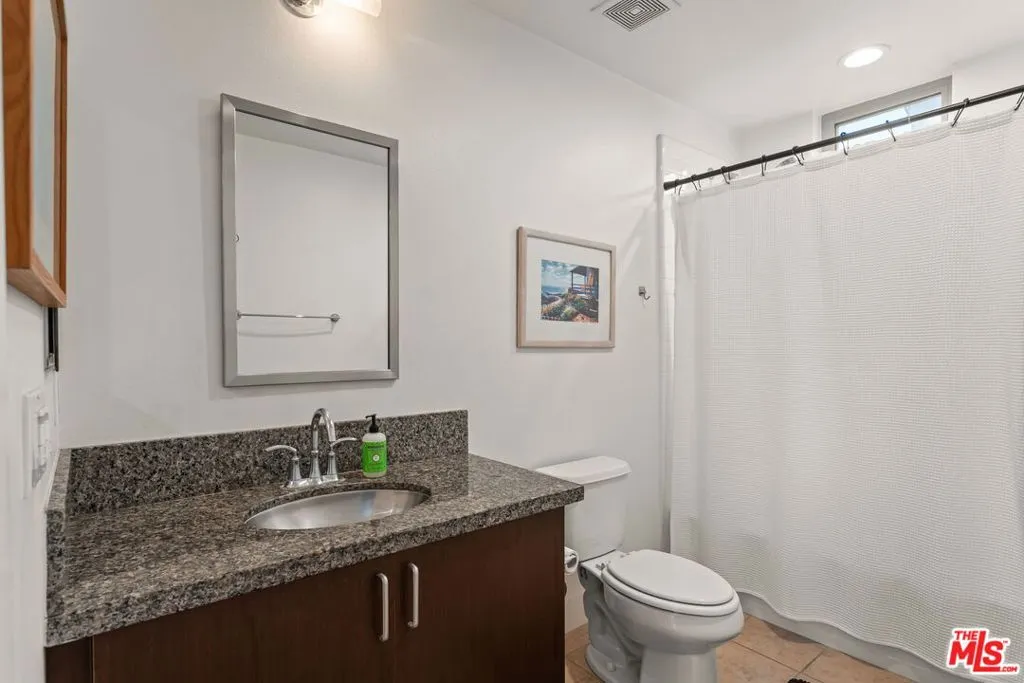 25 Delancy, Irvine, California 92612 home-pic-27