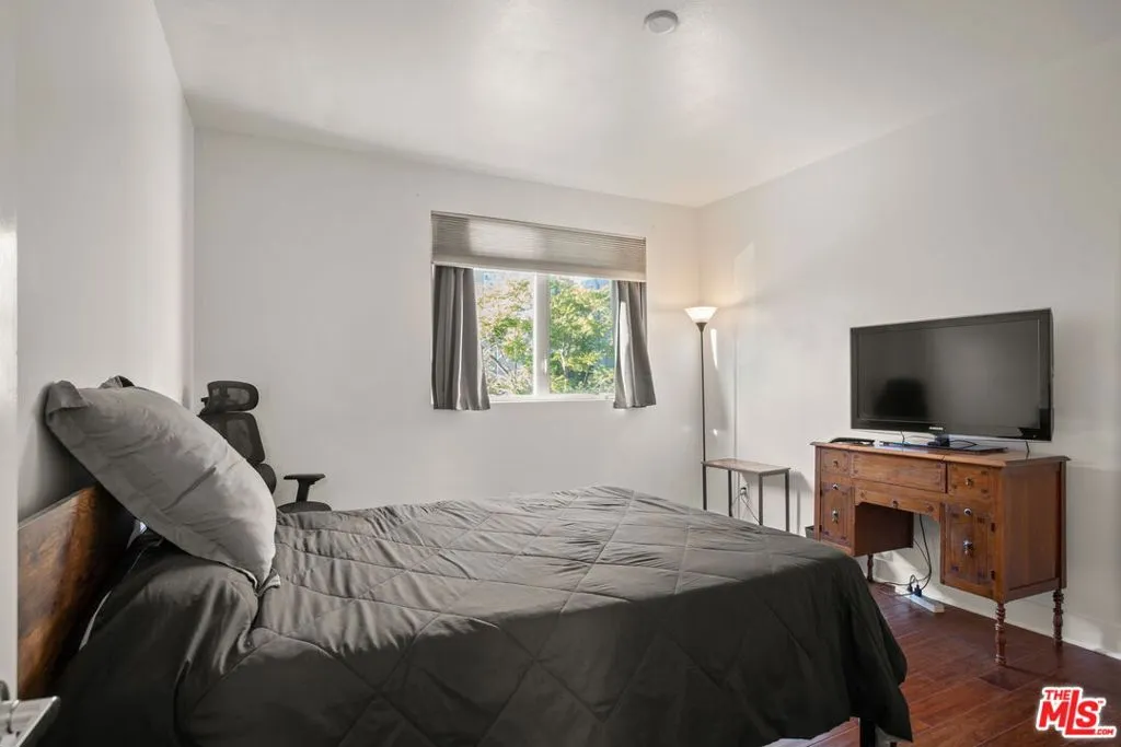 25 Delancy, Irvine, California 92612 home-pic-24