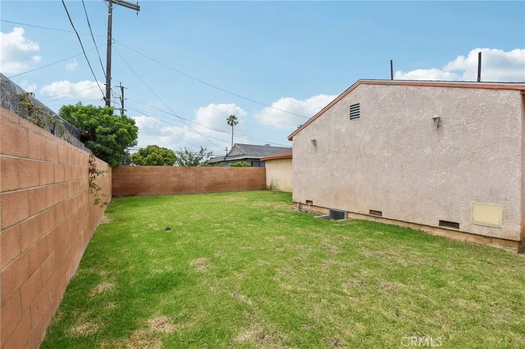 13426 Crocker Street, Los Angeles, California 90061 home-pic-32