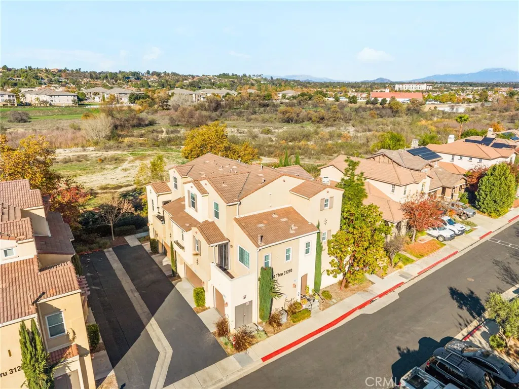 31210 Strawberry Tree, Temecula, California 92592 home-pic-24