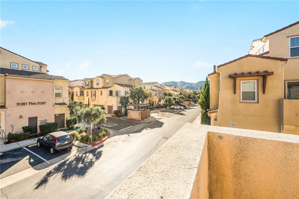 31210 Strawberry Tree, Temecula, California 92592 home-pic-17