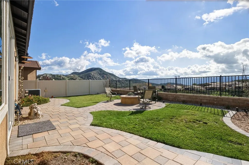 1639 Alissa Flowers, Beaumont, California 92223 home-pic-23
