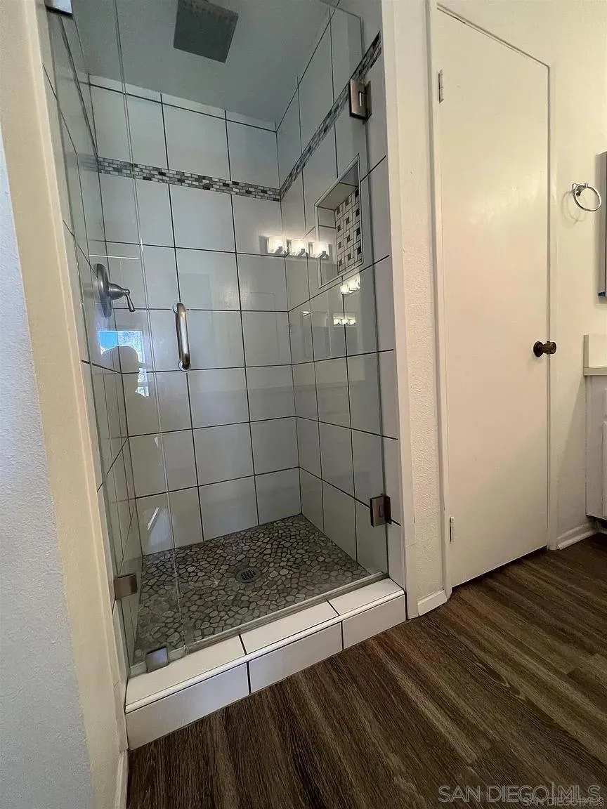 4035 Carmel View Road  home-pic-8