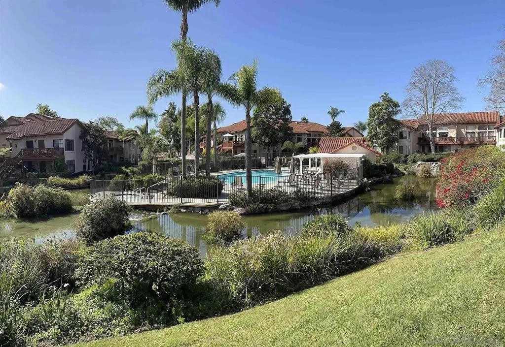 4035 Carmel View Road  home-pic-13