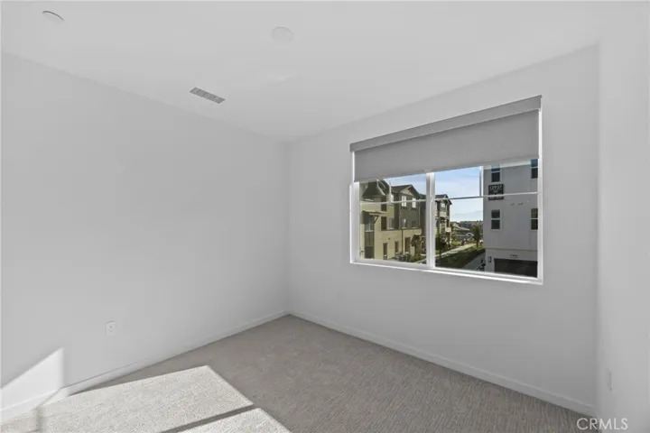 6137 Valentina Way 201, Eastvale, California 92880