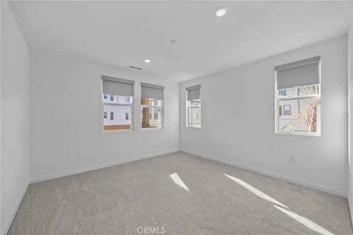 6137 Valentina Way 201, Eastvale, California 92880
