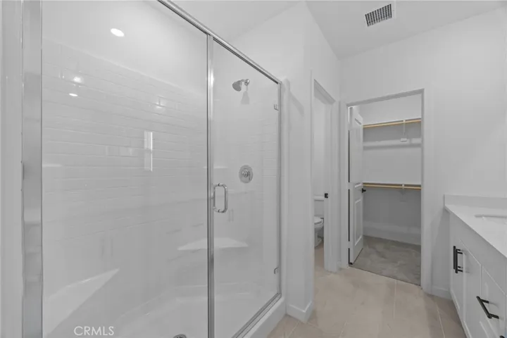 6137 Valentina Way 201, Eastvale, California 92880