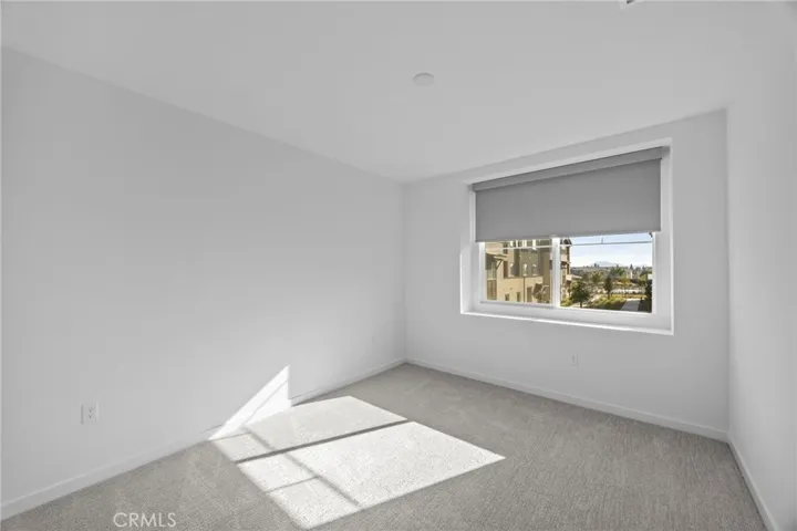 6137 Valentina Way 201, Eastvale, California 92880