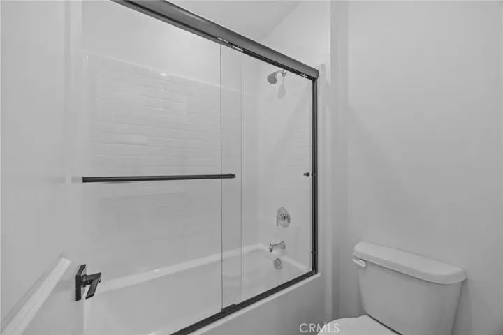 6137 Valentina Way 201, Eastvale, California 92880