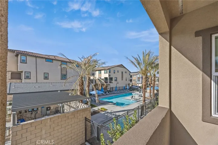 6137 Valentina Way 201, Eastvale, California 92880