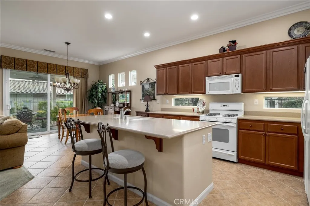 23976 Steelhead, Corona, California 92883 home-pic-7