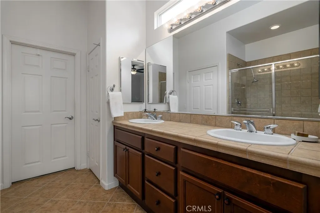 23976 Steelhead, Corona, California 92883 home-pic-13