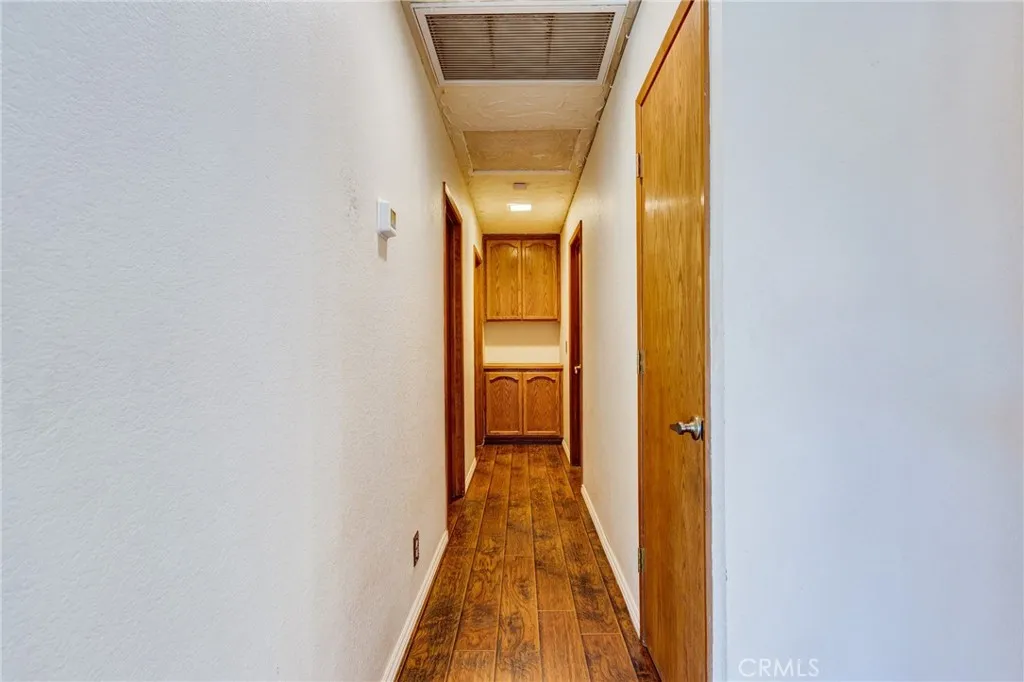 14076 Wawona Road, Apple Valley, California 92307 home-pic-19