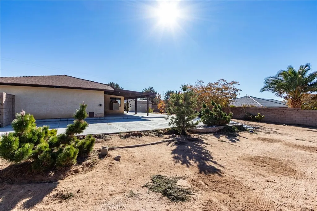 14076 Wawona Road, Apple Valley, California 92307 home-pic-39