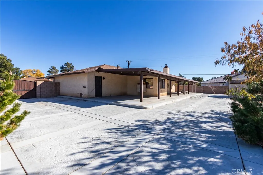 14076 Wawona Road, Apple Valley, California 92307 home-pic-42