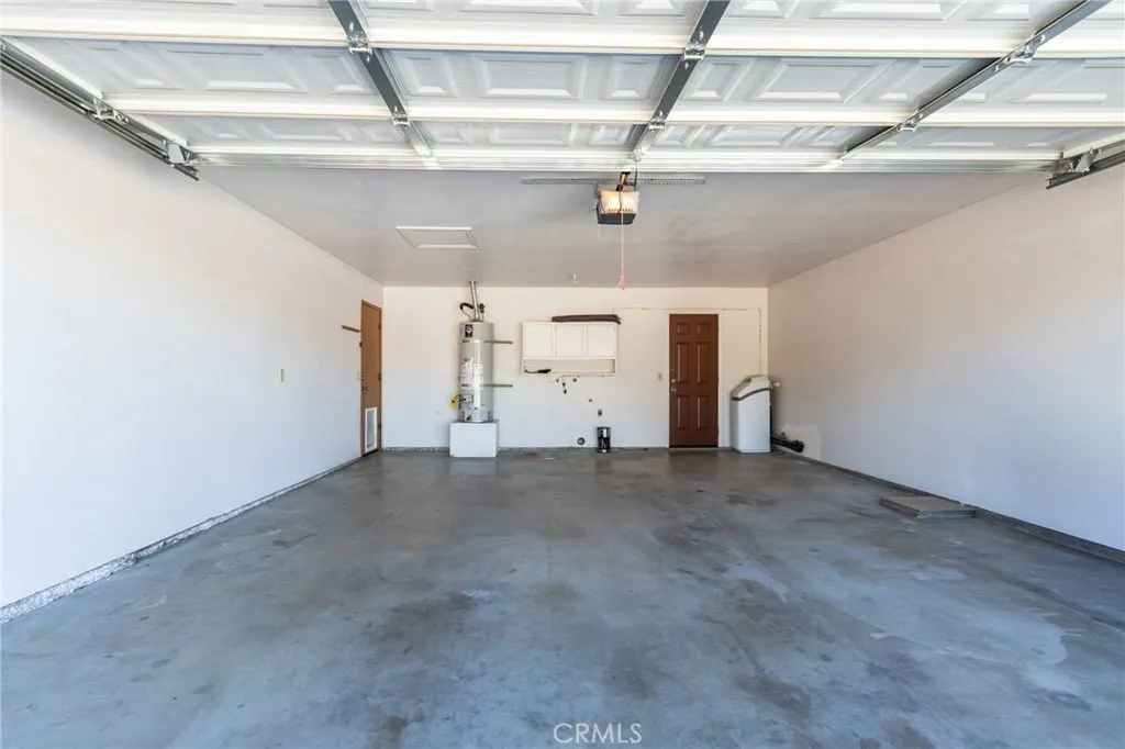 14076 Wawona Road, Apple Valley, California 92307 home-pic-28