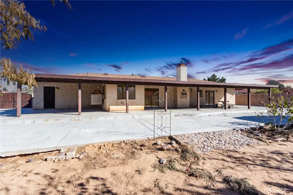 14076 Wawona Road, Apple Valley, California 92307 home-pic-35