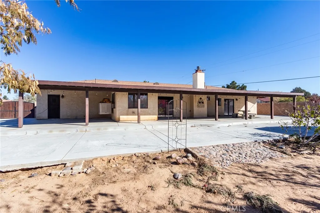 14076 Wawona Road, Apple Valley, California 92307 home-pic-36