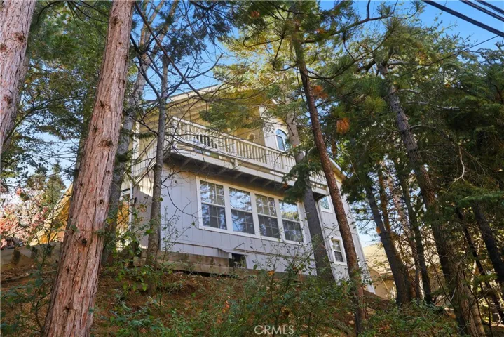 174 Golf Course Road, Lake Arrowhead, California 92352
