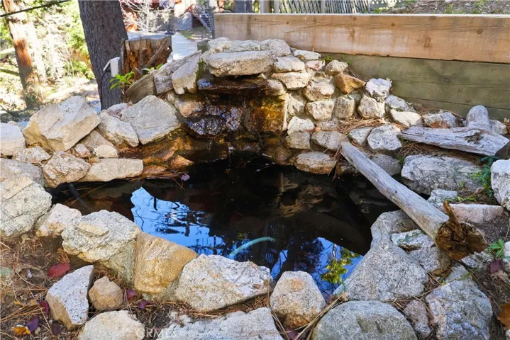 174 Golf Course Road, Lake Arrowhead, California 92352