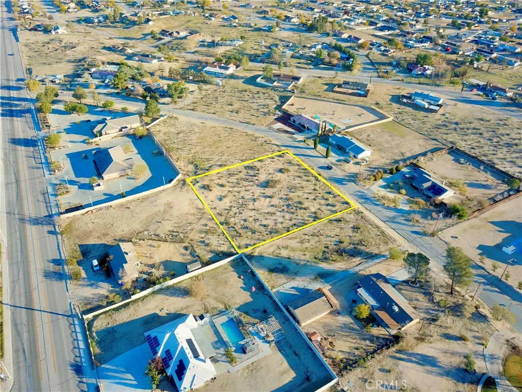 Graphic boundary lines are for visual reference only and do not represent a legal survey.