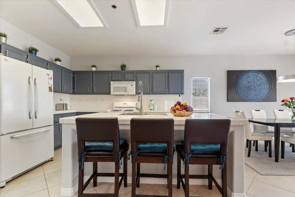 3982 Eastgate Road, Palm Springs, California 92262 home-pic-12